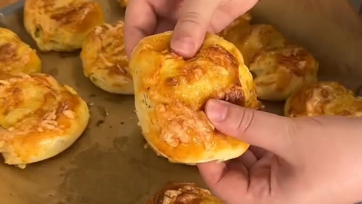 Картофельные БУЛОЧКИ...🥐🥔😋 Рецепт в описании ✍️