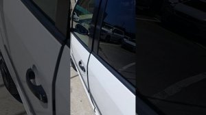 VOLKSWAGEN TOURAN 2011 г.в.