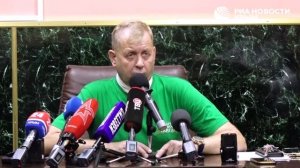 Олег Зубков дал большую пресс-конференцию после нападения льва.