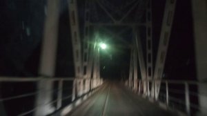 по ж/д мосту на легковой
