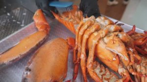 Гигантские королевские крабы и морепродукты