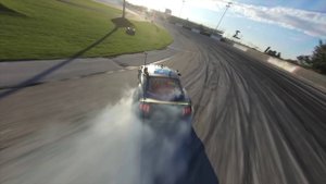 Завораживающие кадры дрифта снятые на FPV дрона [4K]