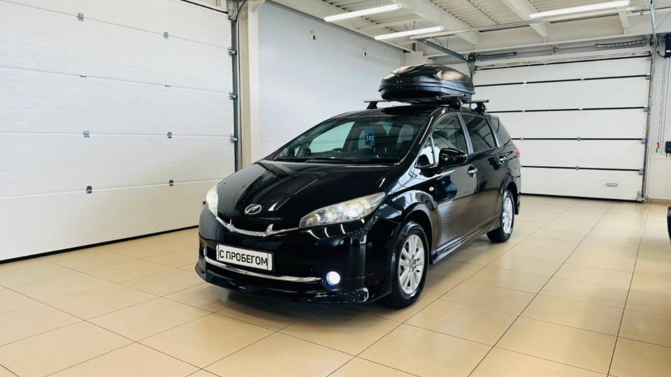 Toyota Wish, 2012 год