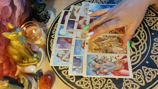 Вы в его глазах 🔮 таро расклад