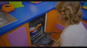 Диана и Рома Диана - НРАВИТСЯ - Детская песня (Официальное видео)