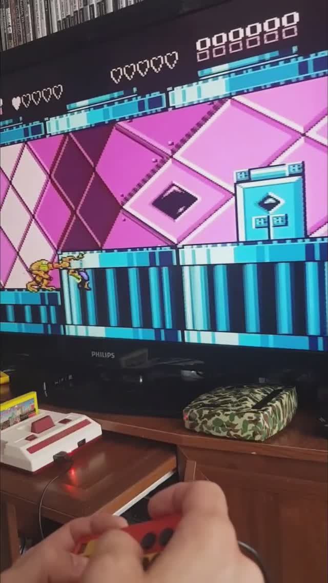 Девки живут в стенах в игре Battletoads and DD #dendy #денди #shorts #sega #8bit #игры #retro #nes смотреть онлайн