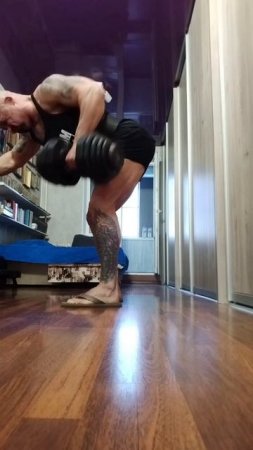 Тяга гантели 40 кг к поясу в наклоне💪