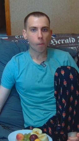 Едим фруктики