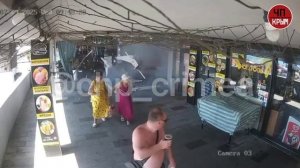 #нампишут 📹Момент взрыва в магазине электроники в Ялте