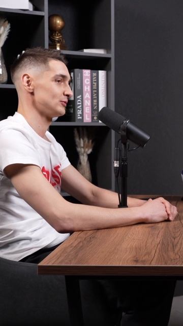 ЕСЛИ НЕ ВОЛЕЙБОЛ, ТО Андрей Марченко отвечает #shorts #лицаволейбола #интервью  #подкаст #золотойсет