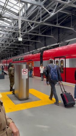 Wow, amazing trains in Moscow  my first time on  a double-decker train 😮