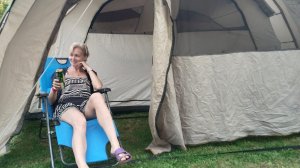 08.07.25 Ребята собирают палатку