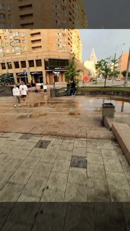 В Москве есть алкоголики и наркоманы 😱
