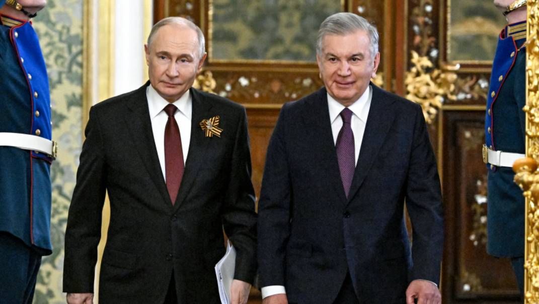 Владимир Путин провел телефонный разговор с Шавкатом Мирзиёевым