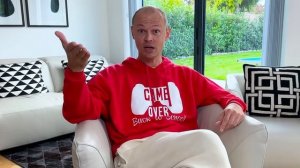 Мистер Макс Кто из нас самый умный тот заработает больше $