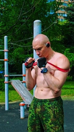 Разминка при помощи резинки #nogymworkout #спорт #sports #shortvideo #резинка #разминка