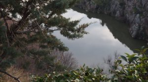 ТЕЧЕТ ВОДА НЕВЕДОМО КУДА