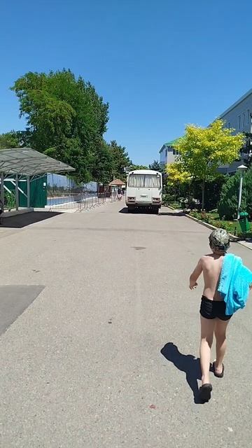 Отдых в самом разгаре смотреть онлайн