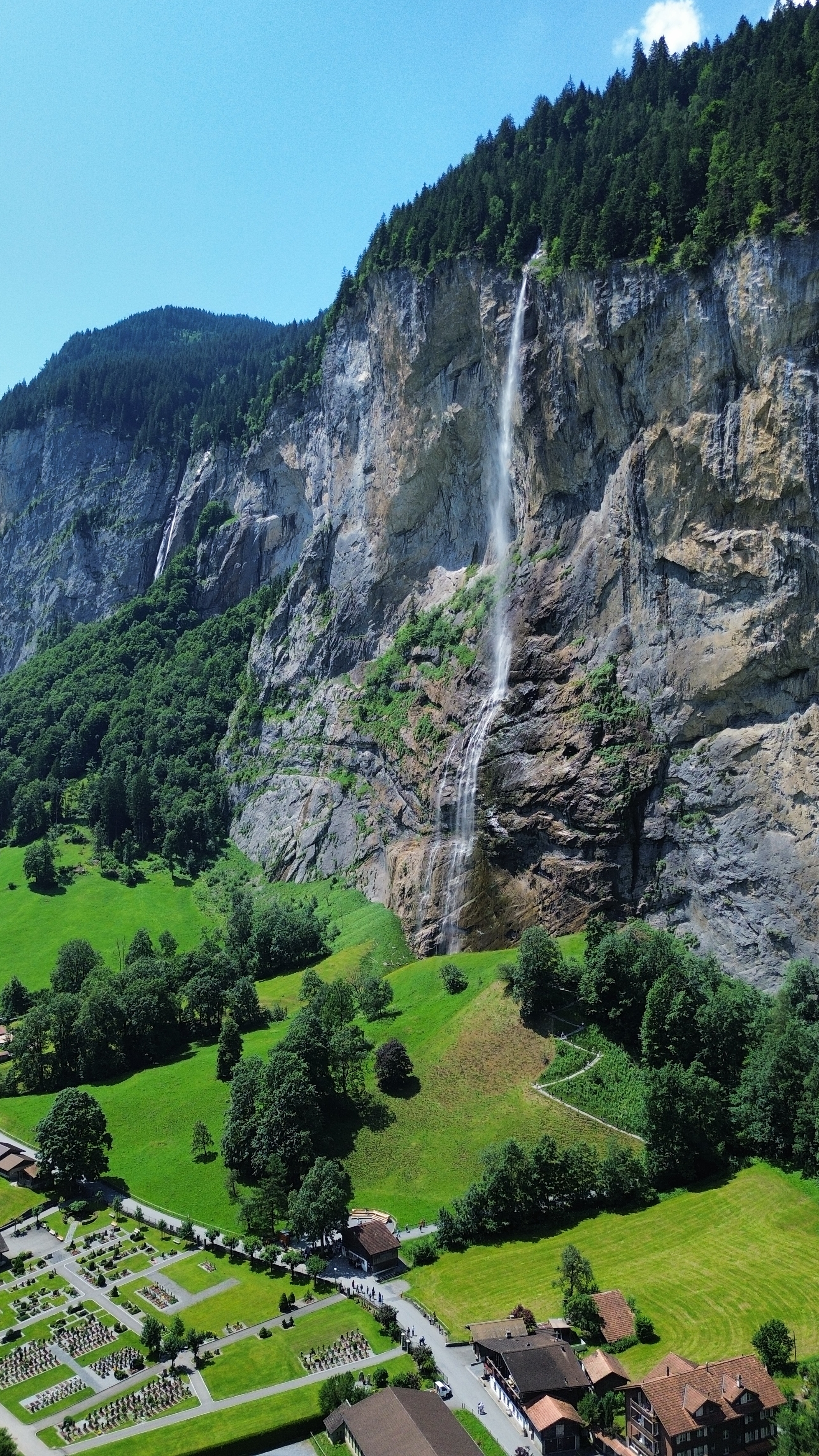 Лаутербруннен Lauterbrunnen
