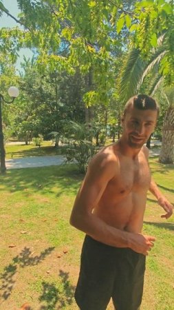 **☀️🏋️♂️🌊**  
Адская тренировка под солнцем? Да!  
Море + холодный душ = идеальное завершение!