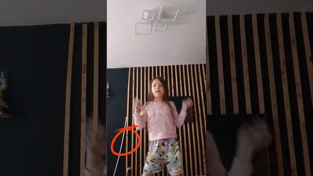 1000027829.mp4