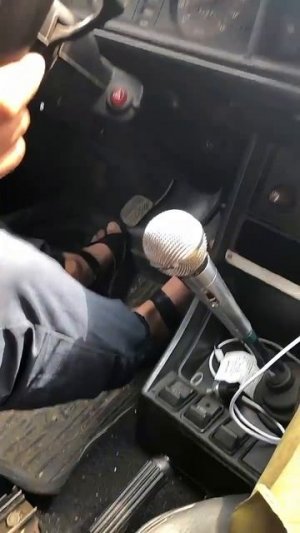 когда любишь петь в караоке, но у тебя 2107 и ты не Филип Киркоров