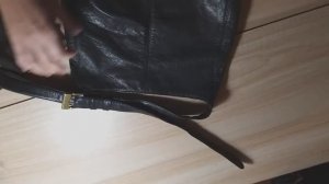 Замена подклада в кожаной сумке. Часть 1. Раскрой и подготовка..mp4