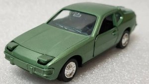 Модель автомобиля коллекционная 1:43 Gama Mini Porsche 924 Германия