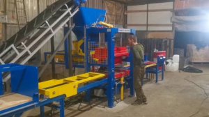 Как зарабатывают на самом эффективном бюджетном вибропрессе? Обзор 'Рифей Вектор'"