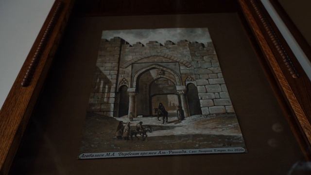 Выставка картин «О Дербенте с любовью» смотреть онлайн