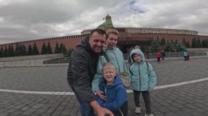 2025.07.02 Отпуск в Москве с двумя детьми. Детоцентричность как стиль жизни. 
Кремль, Мавзолей.Гум.