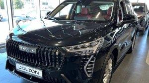 HAVAL  Jolion  в комплектации Tech Plus черный салон красный 4WD