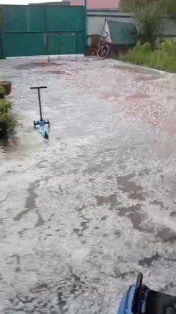 🌧 Град с черешню: зима вернулась в Омск посреди июля