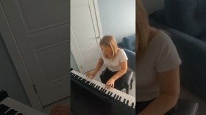 "Вальс" Марина Позднякова - автор музыки (фортепиано)