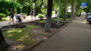 На аллее городов-героев установили систему автоматического полива.