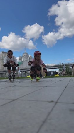 Балансы- это про умное тело.
Но за этим — координация, стабильность, реакция, внимание.