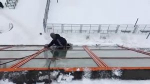 Удаление снега и наледи с крыш - LiWood