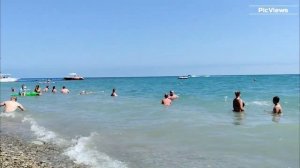 Геленджик Дивноморское Центральный пляж сегодня 10 июля 2025. Море и погода в Геленджике сейчас