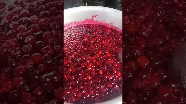 Вишневое варенье и малиновый копот