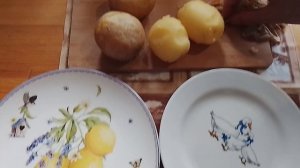 Недельный марафон с картофелем☺️Сегодня готовим картофель в мундире с овощами.Приятного просмотра❤️