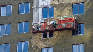 Люлька с рабочими упала с высоты под Липецком: отец погиб, сын пострадал