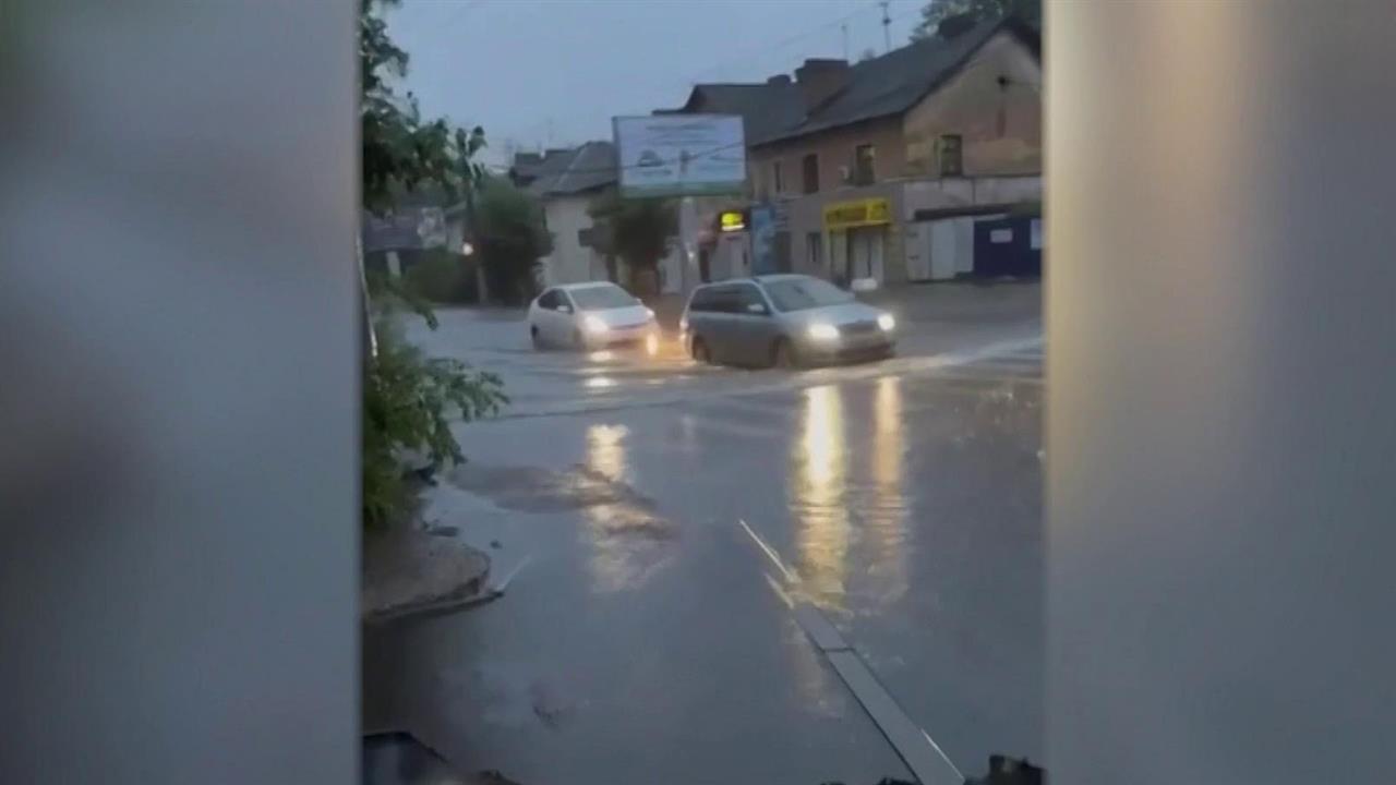 В Чите в результате сильнейших дождей дворы и улицы затопило за несколько часов