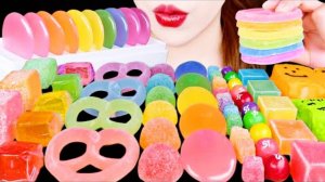 1.Лобстер АСМР/Мукбанг. 2. Сладости