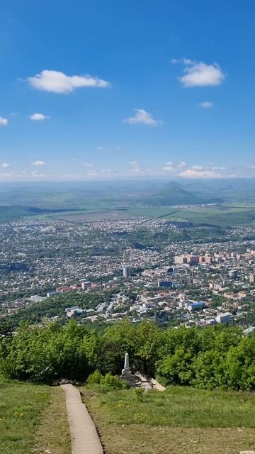 Гора Машук, Пятигорск, Верхняя станция канатки. #Машук #гора #Пятигорск #Эльбрус #красота #супер смотреть онлайн