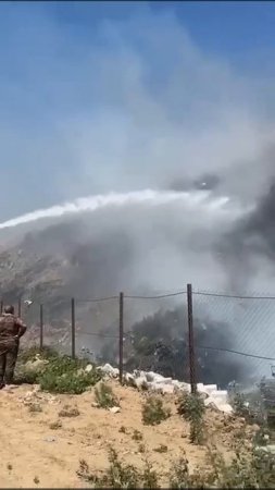 В поселке Ковалевка Аксайского района горит мусорный полигон. 🔥