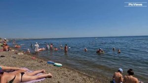 Анапа сегодня 10 июля 2025. Пляж Высокий Берег. Чёрное море. Отдых и погода в Анапе сейчас