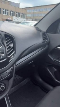Обзор на LADA (ВАЗ) Vesta Седан 1.6  АТ 2021г