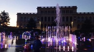 Поющий фонтан + лазерное шоу