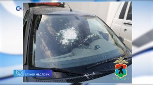 В посёлке Пяозерский мужчина расстрелял два припаркованных автомобиля