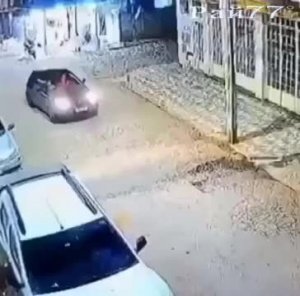 Конь столкнулся с машиной